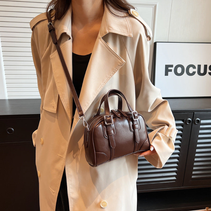 Wholesale 2023 PU Simple One Shoulder Crossbody Underarm Bag
